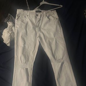 Serénede white jeans great condition . Slim /skinny